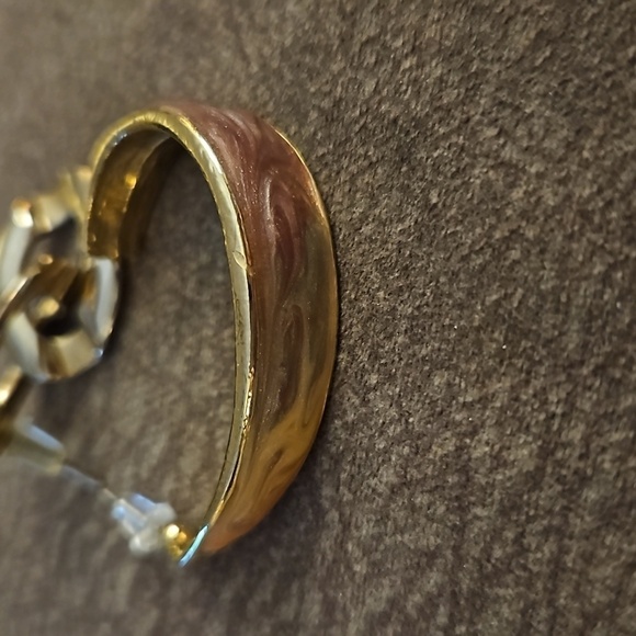 3/$30 VTG Mismatched 80s Enamel Hoop Geometric Earrings - Picture 5 of 5